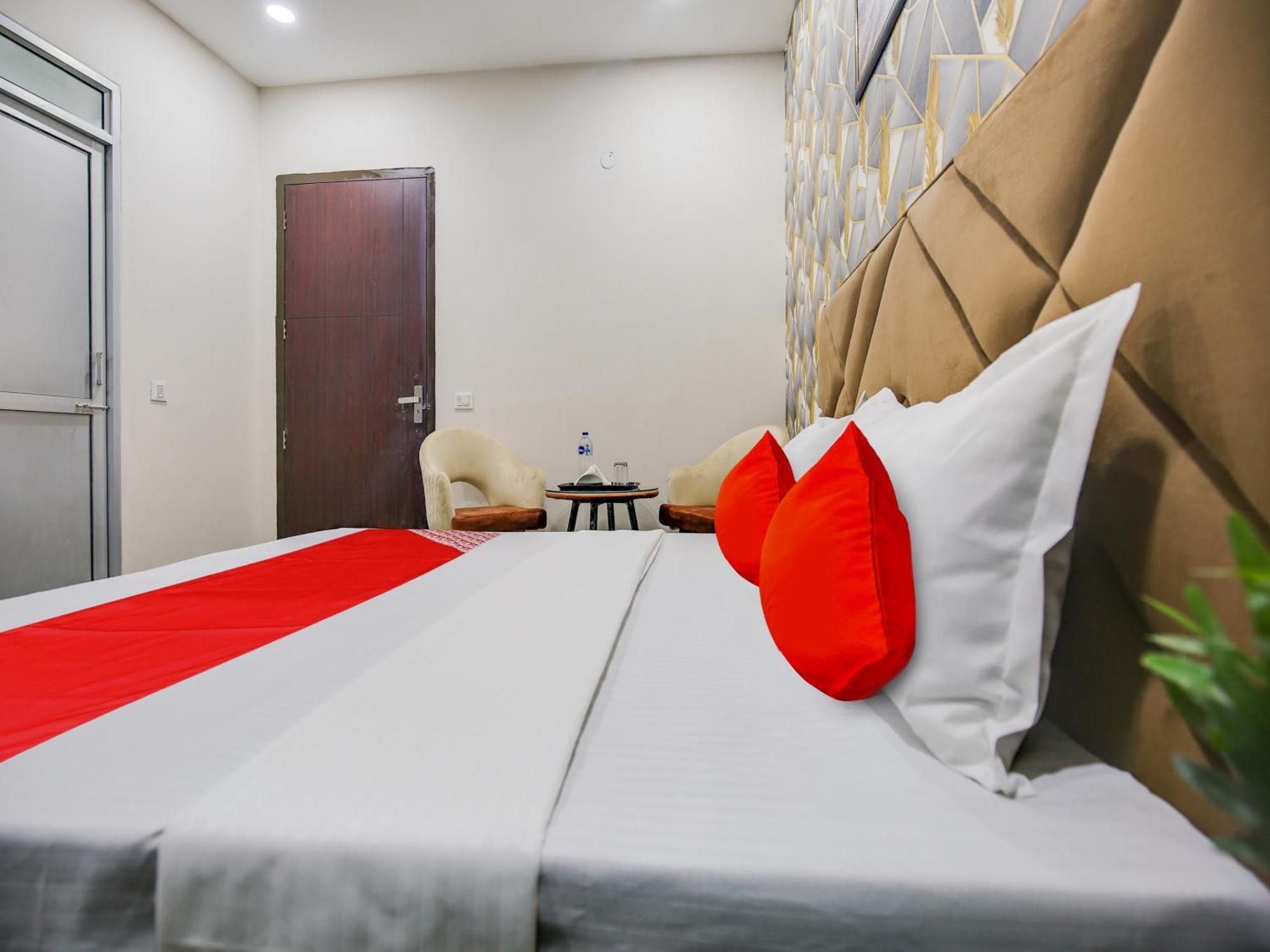Hotel O Silver Sky ルディヤーナー エクステリア 写真